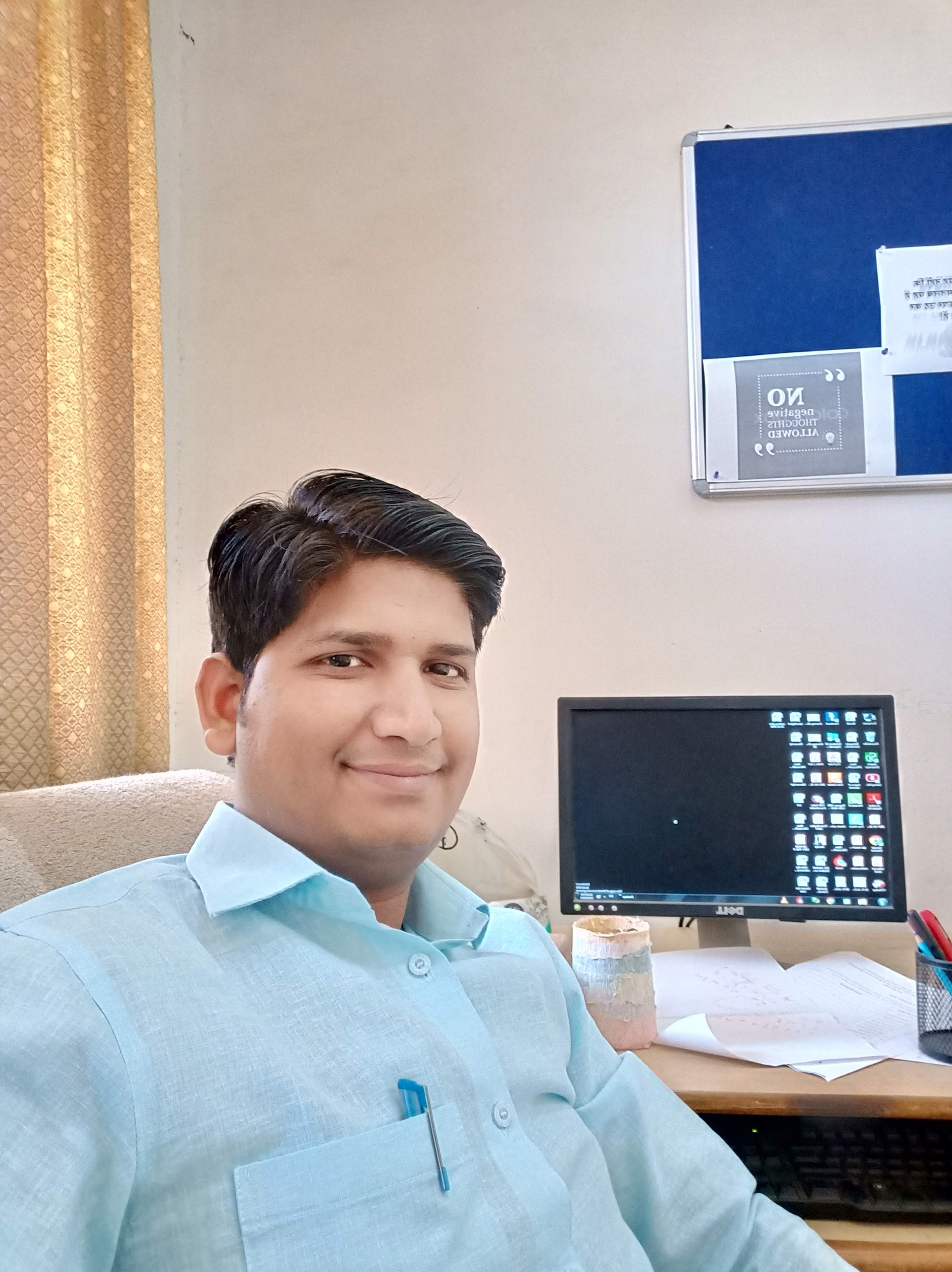 faculty img