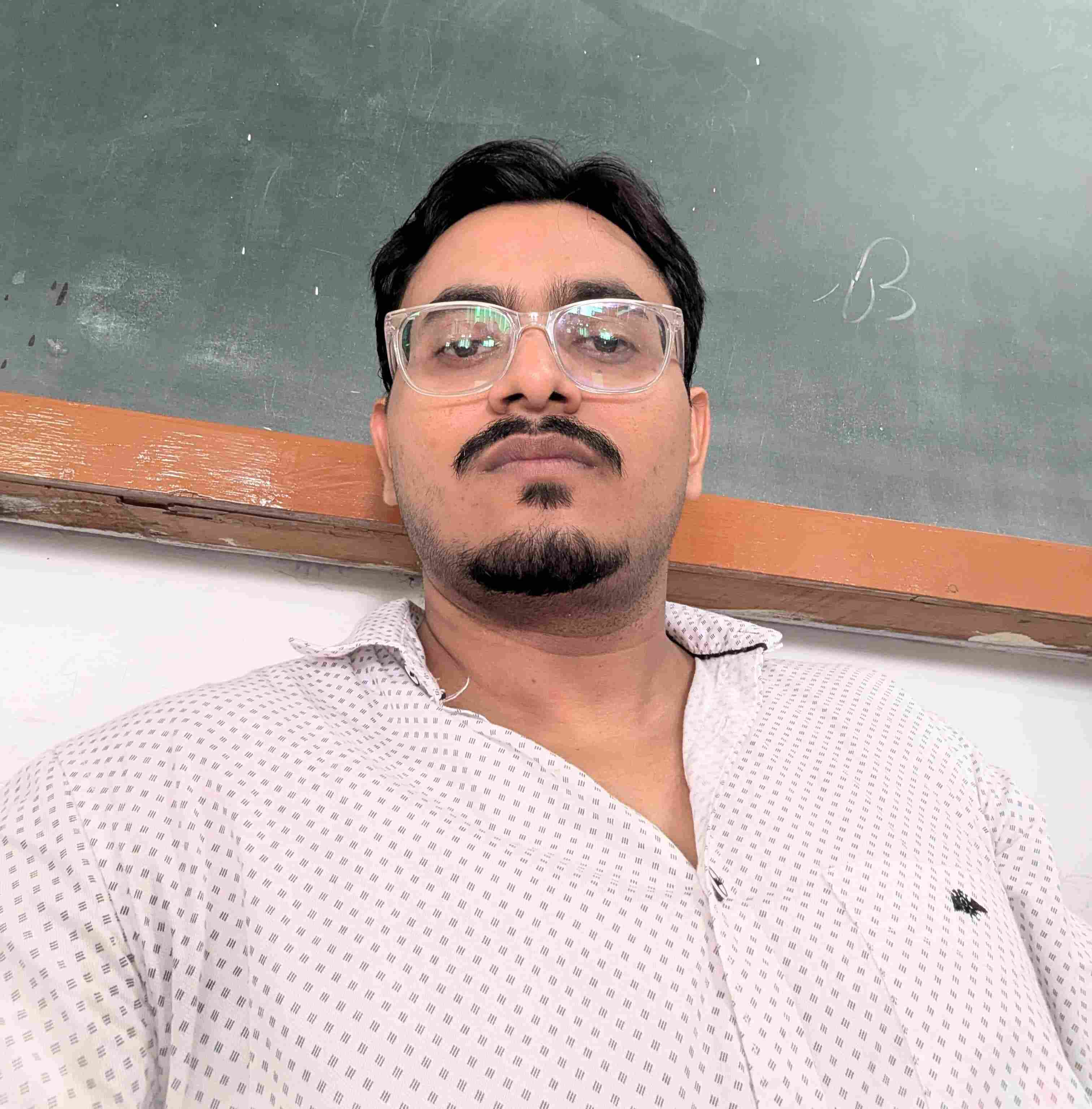 faculty img